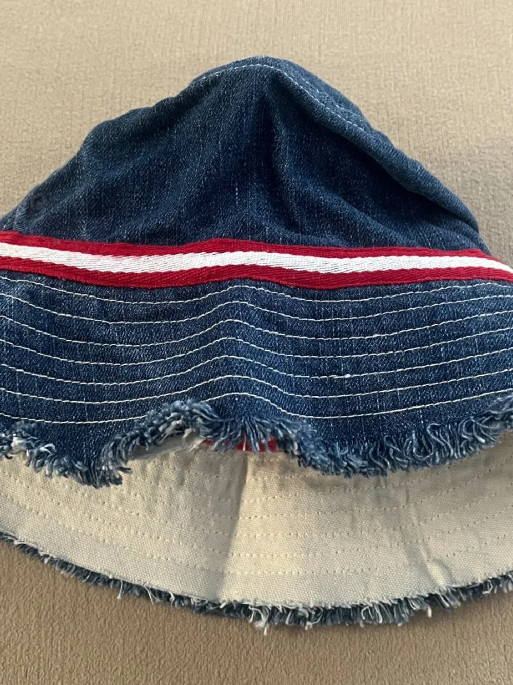 Mini Boden Boys/Girls Blue Denim Bucket Hat Size M NWT